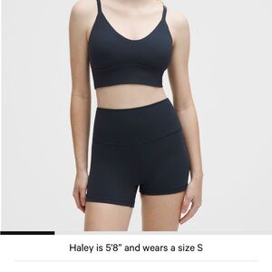 Lululemon Focuser Scoop Neck C/D cup Sports Bra - True Navy Small